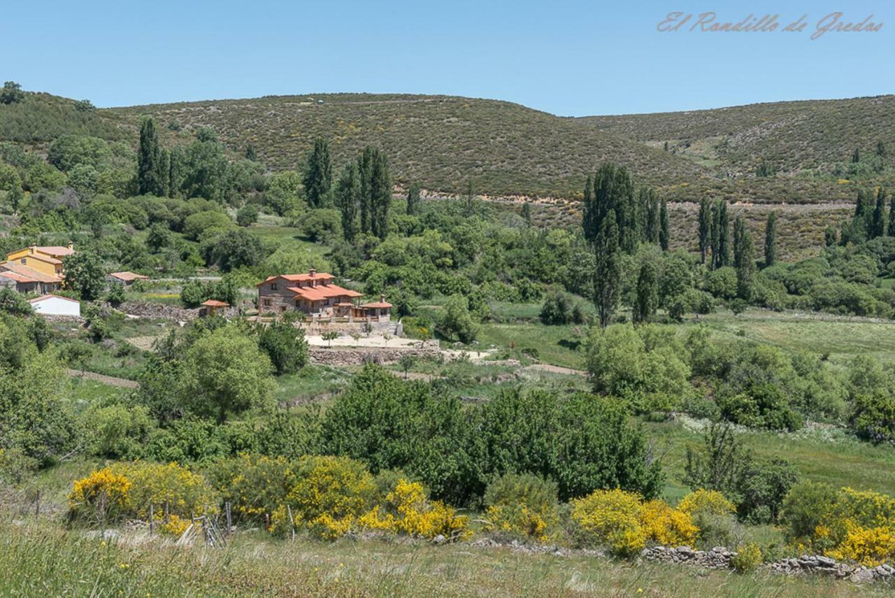 El Rondillo De Gredos Guest House Hoyos del Collado Exterior photo